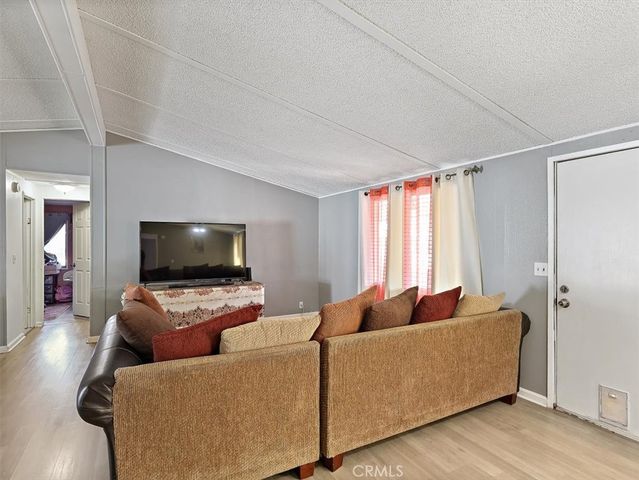 3524 E Avenue R 313, Palmdale, CA 93550