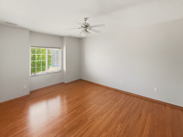 1632 NW Prairie Lakes Drive 2, Ankeny, IA 50023