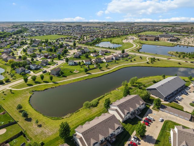 1632 NW Prairie Lakes Drive 2, Ankeny, IA 50023