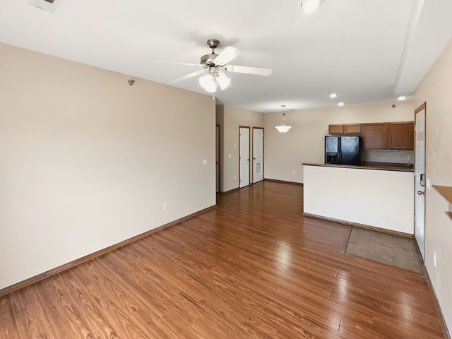 1632 NW Prairie Lakes Drive 2, Ankeny, IA 50023