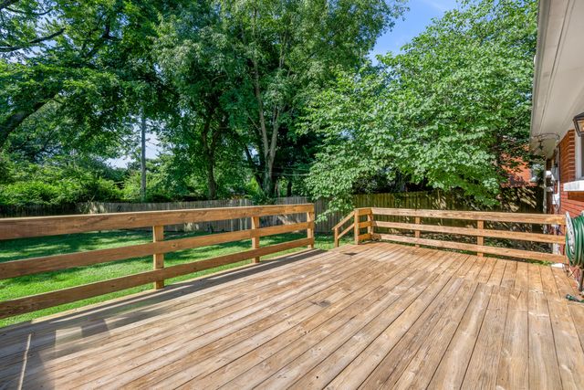 688 Sheridan Drive, Lexington, KY 40503