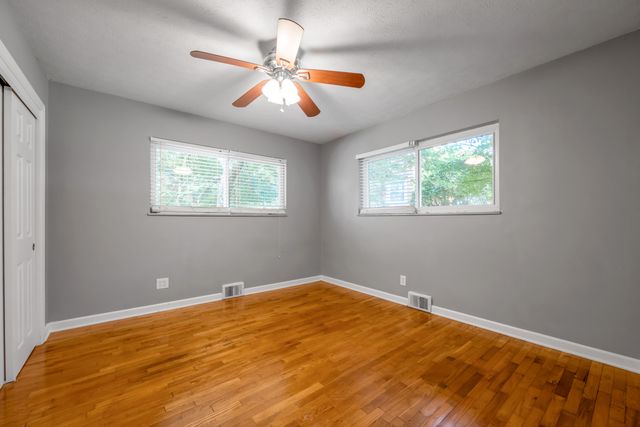 688 Sheridan Drive, Lexington, KY 40503