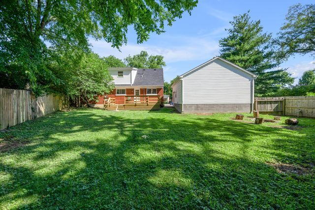 688 Sheridan Drive, Lexington, KY 40503