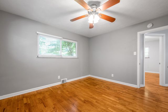 688 Sheridan Drive, Lexington, KY 40503
