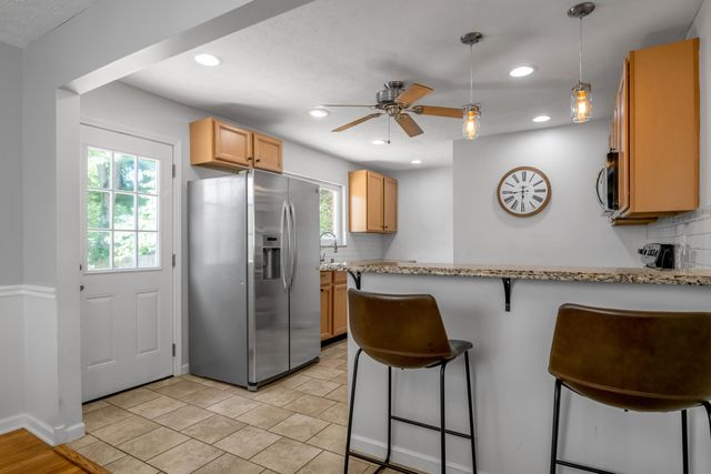 688 Sheridan Drive, Lexington, KY 40503