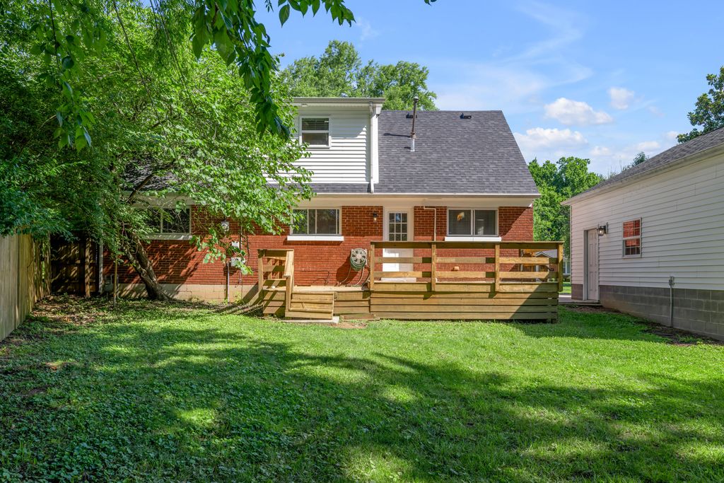 688 Sheridan Drive, Lexington, KY 40503