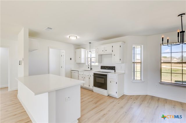 1008 Hickory Street, Kempner, TX 76539
