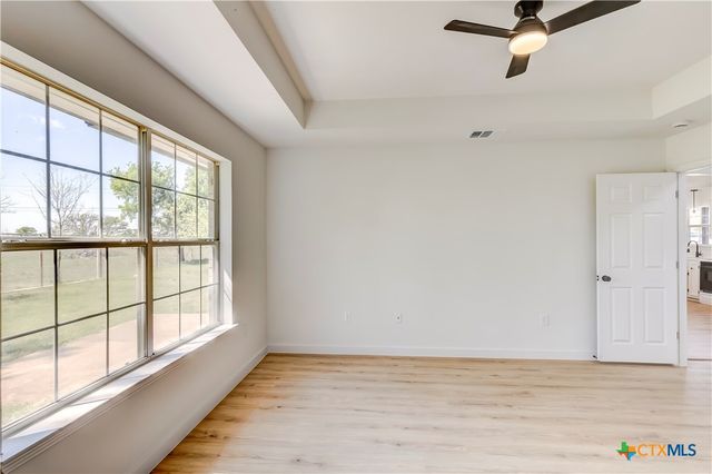 1008 Hickory Street, Kempner, TX 76539