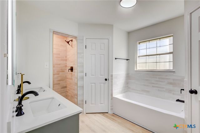 1008 Hickory Street, Kempner, TX 76539