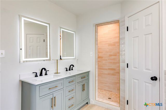 1008 Hickory Street, Kempner, TX 76539