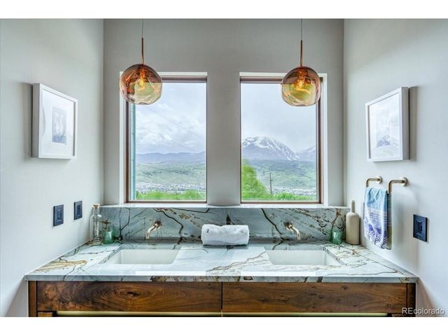 421 Z Rd, Silverthorne, CO 80498