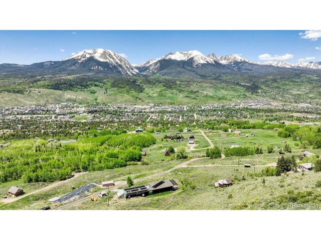 421 Z Rd, Silverthorne, CO 80498