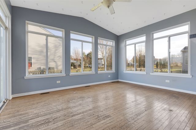 2440 Chopin Lane, Woodstock, IL 60098