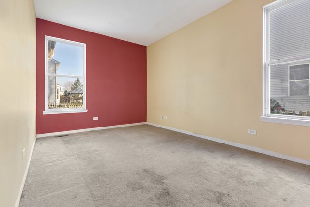 2440 Chopin Lane, Woodstock, IL 60098