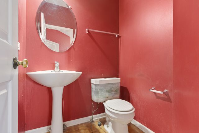 2440 Chopin Lane, Woodstock, IL 60098