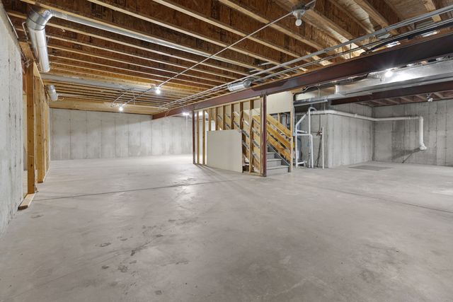 2440 Chopin Lane, Woodstock, IL 60098