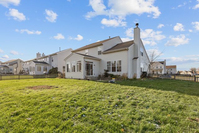 2440 Chopin Lane, Woodstock, IL 60098