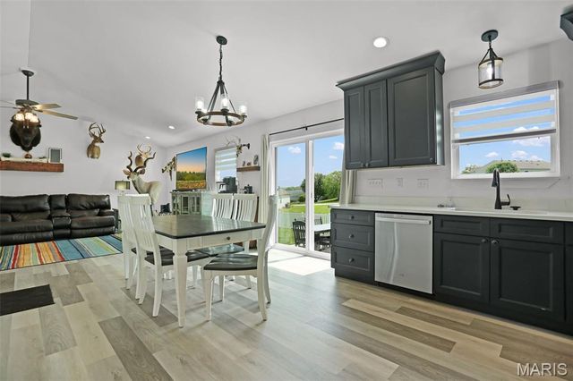 40 Mill Point Court, Moscow Mills, MO 63362