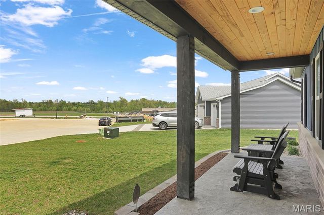 40 Mill Point Court, Moscow Mills, MO 63362