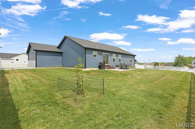 40 Mill Point Court, Moscow Mills, MO 63362