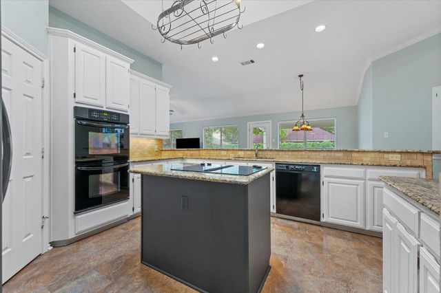 1420 Stratford Lane, Denton, TX 76209