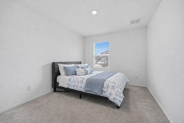 108 Evening Glow DR, Hutto, TX 78634
