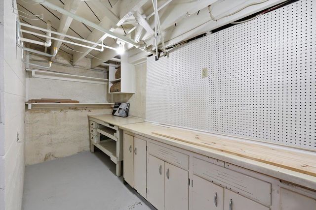 3119 W Alice Ave, Spokane, WA 99205