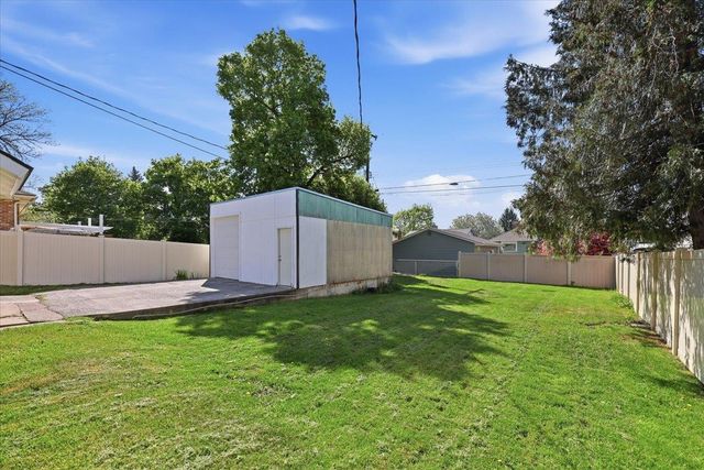 3119 W Alice Ave, Spokane, WA 99205