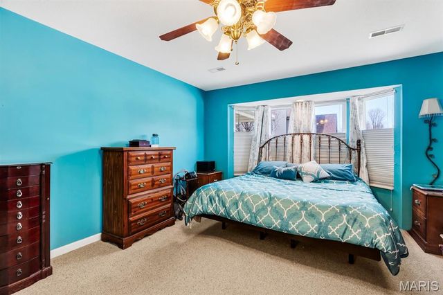 178 Emerald Way E, Granite City, IL 62040