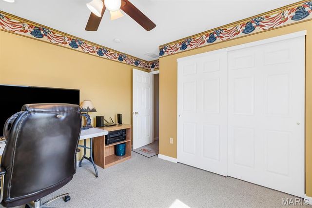 178 Emerald Way E, Granite City, IL 62040