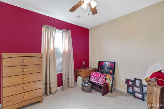 178 Emerald Way E, Granite City, IL 62040