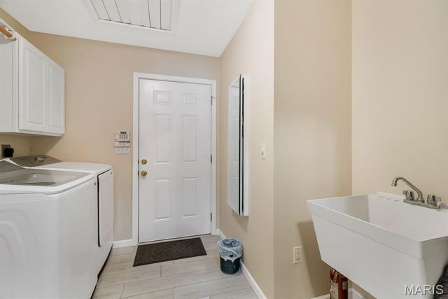 178 Emerald Way E, Granite City, IL 62040