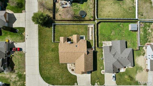 178 Emerald Way E, Granite City, IL 62040