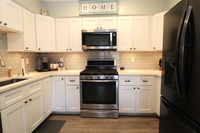 6068 Glen Village Drive, Dublin, OH 43016