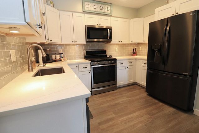 6068 Glen Village Drive, Dublin, OH 43016