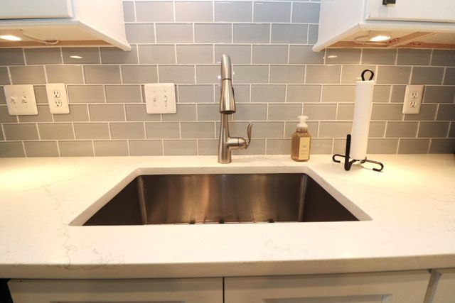 6068 Glen Village Drive, Dublin, OH 43016