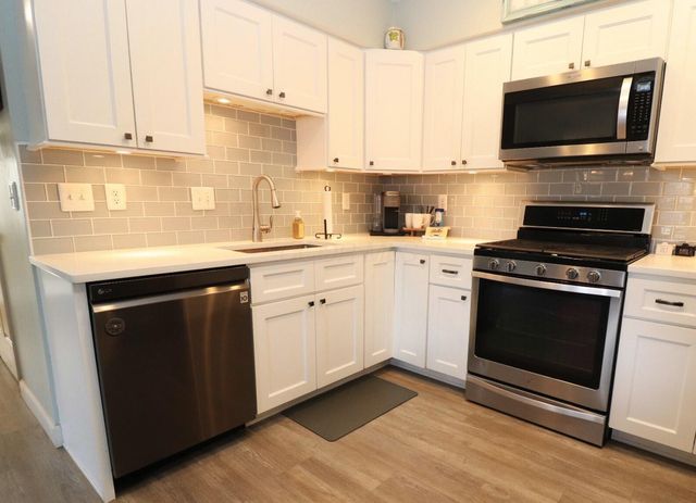 6068 Glen Village Drive, Dublin, OH 43016