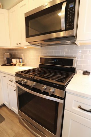 6068 Glen Village Drive, Dublin, OH 43016