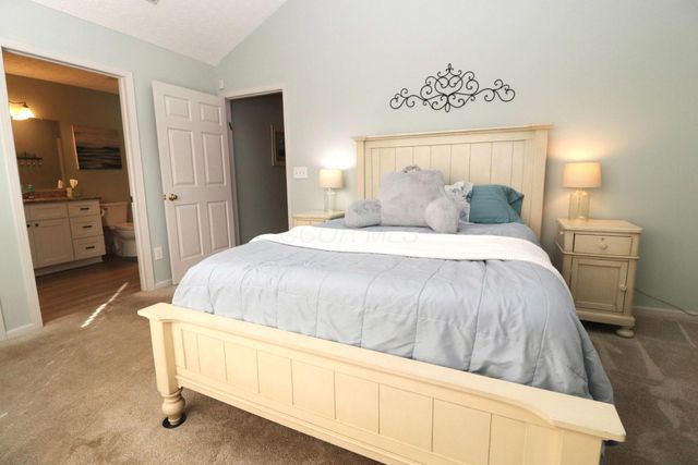 6068 Glen Village Drive, Dublin, OH 43016