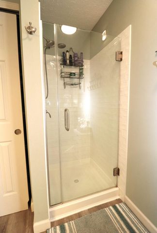 6068 Glen Village Drive, Dublin, OH 43016