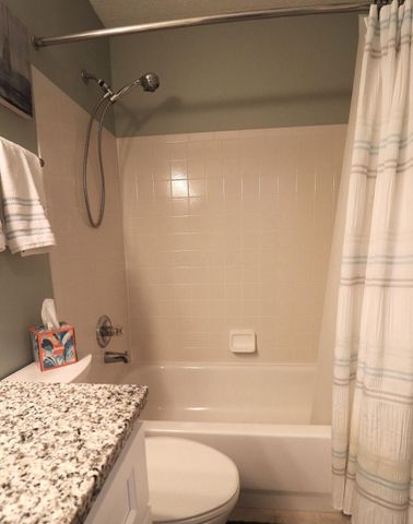 6068 Glen Village Drive, Dublin, OH 43016