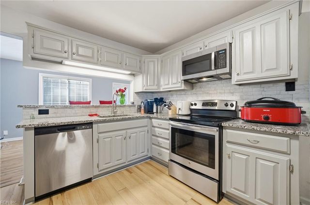 3841 Old Farm RD, Portsmouth, VA 23703