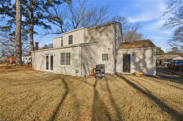 3841 Old Farm RD, Portsmouth, VA 23703