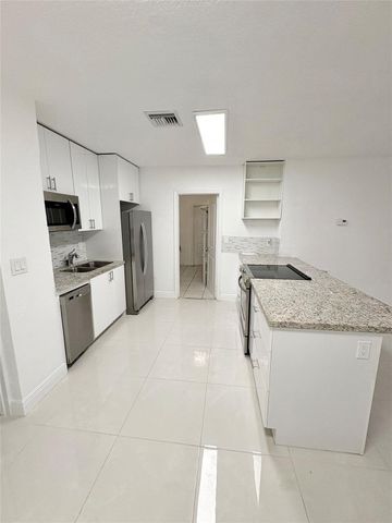 5719 NW 86th Avenue, Tamarac, FL 33321