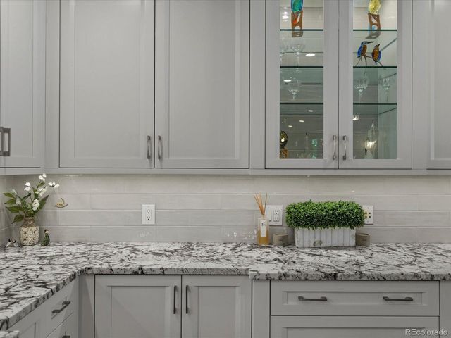 718 Locust St, Denver, CO 80220