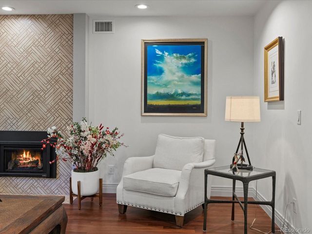 718 Locust St, Denver, CO 80220