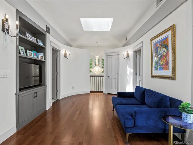 718 Locust St, Denver, CO 80220