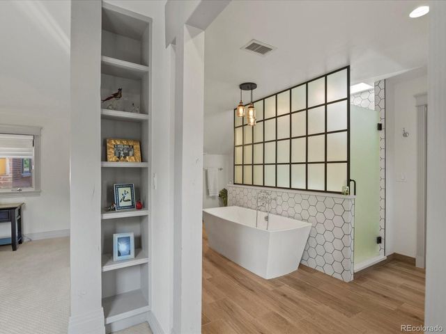 718 Locust St, Denver, CO 80220