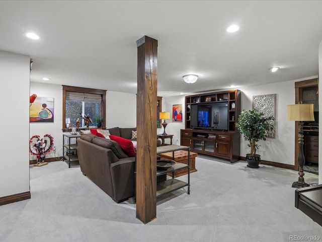 718 Locust St, Denver, CO 80220