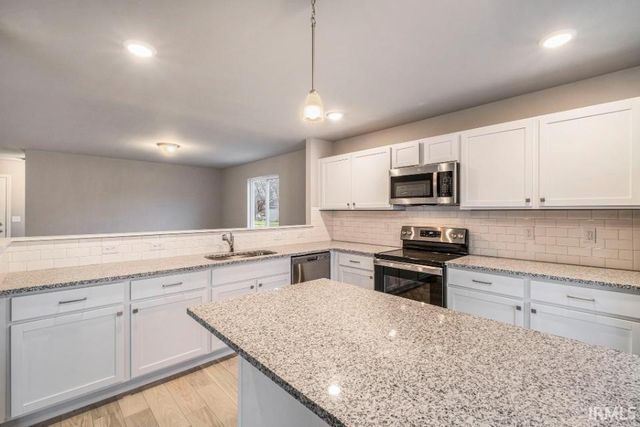 1337 Keady Court, South Bend, IN 46614